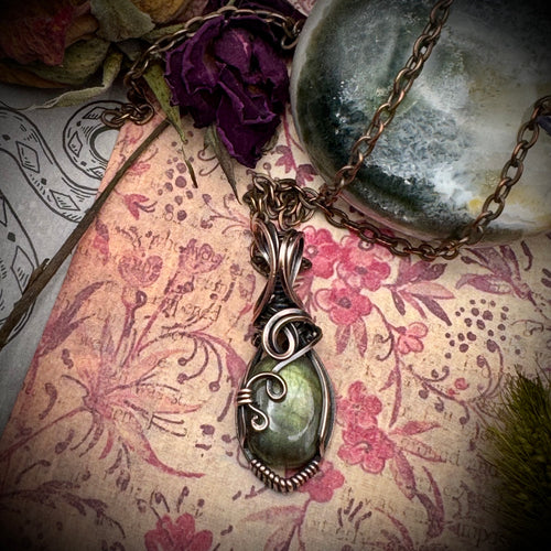 Labradorite in copper