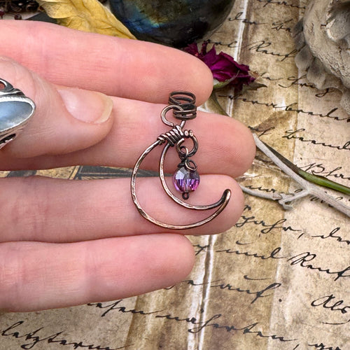 Baby moon with crystal drop