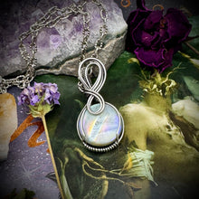 Mother of Pearl ‘moon’ in Sterling